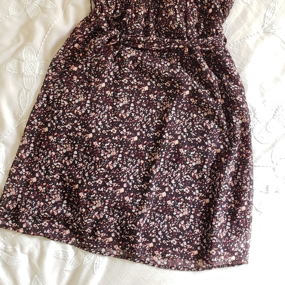 Knee length dress - Picture 3 of 3